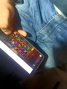 Snapshot of franko1987 chatting on February 2025 09:13:02 AM franko1987 online show from February 2025 09:13:02 AM