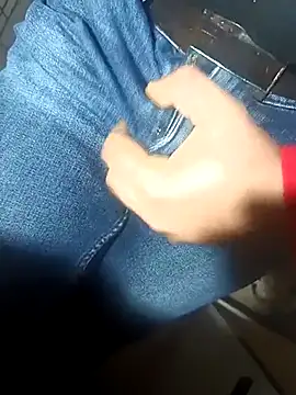 Snapshot of franko1987 chatting on February 2025 05:09:01 AM franko1987 online show from February 2025 05:09:01 AM