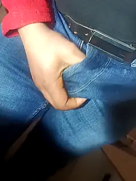 Snapshot of franko1987 chatting on March 2025 06:59:02 AM franko1987 online show from March 2025 06:59:02 AM