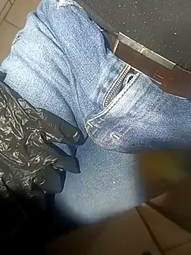 Snapshot of franko1987 chatting on March 2025 03:58:02 AM franko1987 online show from March 2025 03:58:02 AM