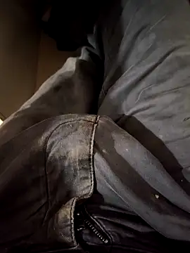 Snapshot of franko1987 chatting on December 2025 04:30:02 AM franko1987 online show from December 2025 04:30:02 AM