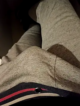 Snapshot of franko1987 chatting on February 2026 06:32:02 AM franko1987 online show from February 2026 06:32:02 AM