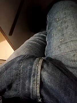 Snapshot of franko1987 chatting on March 2026 10:45:02 AM franko1987 online show from March 2026 10:45:02 AM