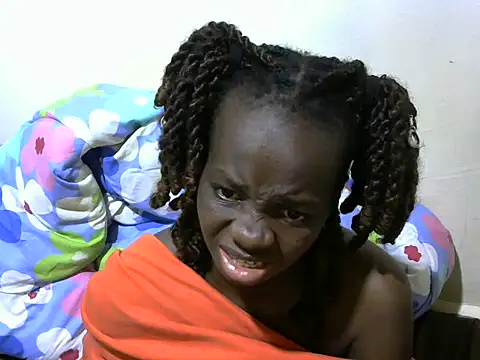 Snapshot of Thicky_kyla chatting on May 2026 12:29:02 AM Thicky kyla online show from May 2026 12:29:02 AM