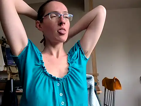 Snapshot of Milky_hairy_mommy chatting on March 2025 01:34:01 PM Milky hairy mommy online show from March 2025 01:34:01 PM