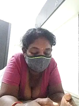 Snapshot of Tamil--Rani chatting on January 2025 07:34:01 PM Tamil--Rani online show from January 2025 07:34:01 PM