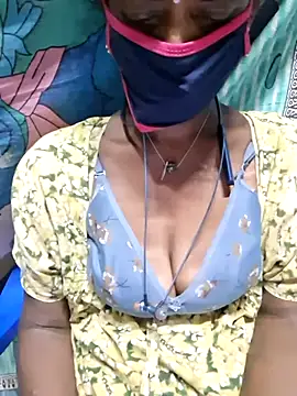 Snapshot of Tamil--Rani chatting on October 2025 03:12:02 PM Tamil--Rani online show from October 2025 03:12:02 PM