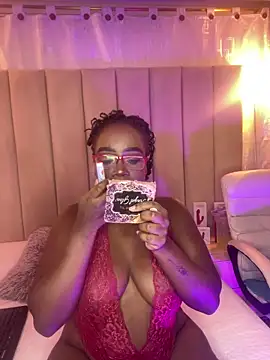 Britanymooree online show from March 2026 09:21:02 PM