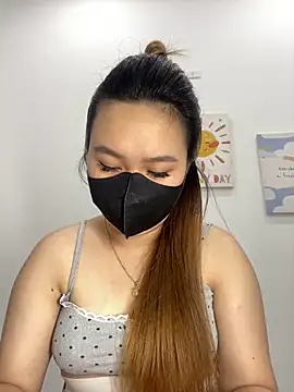 Snapshot of Odette68 chatting on October 2025 01:13:02 AM Odette68 online show from October 2025 01:13:02 AM