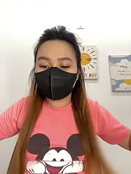 Snapshot of Odette68 chatting on October 2025 06:06:02 AM Odette68 online show from October 2025 06:06:02 AM