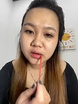 Snapshot of Odette68 chatting on November 2025 11:13:01 PM Odette68 online show from November 2025 11:13:01 PM