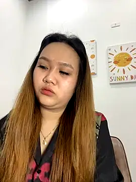 Snapshot of Odette68 chatting on November 2025 06:52:01 AM Odette68 online show from November 2025 06:52:01 AM