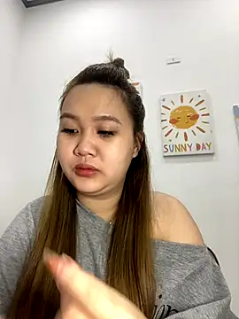 Snapshot of Odette68 chatting on November 2025 12:10:02 AM Odette68 online show from November 2025 12:10:02 AM