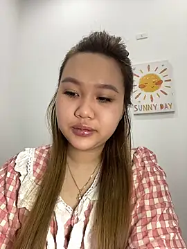 Snapshot of Odette68 chatting on November 2025 12:55:02 AM Odette68 online show from November 2025 12:55:02 AM