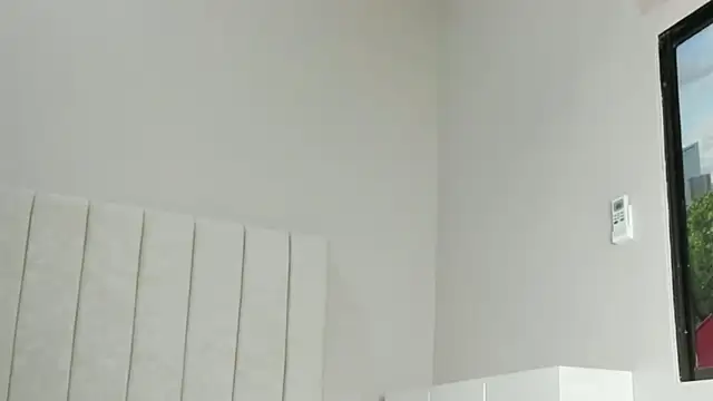 Littleolivia  online show from January 2025 01:03:02 PM