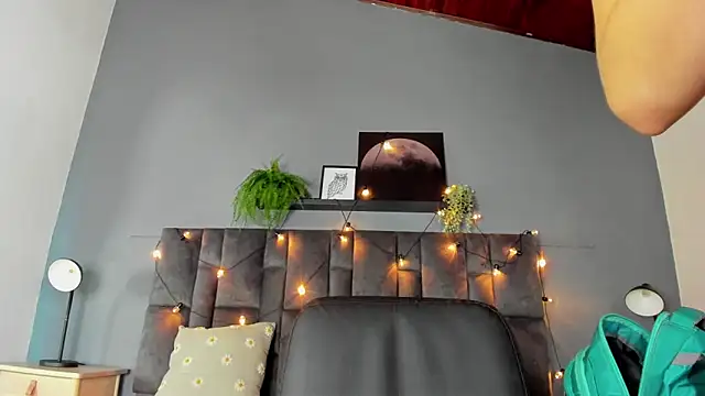 AmbarHills 1 online show from December 2025 11:08:01 AM