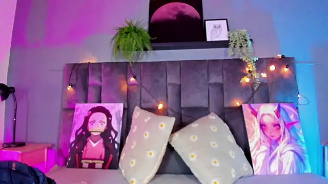 AmbarHills 1 online show from April 2026 12:01:01 PM