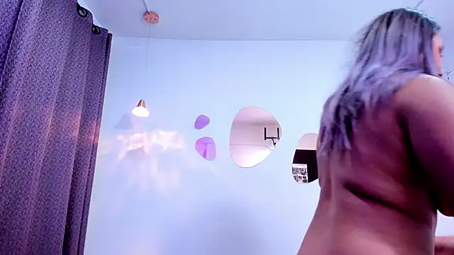 Snapshot of _Ameliie chatting on December 2024 10:08:02 PM Ameliie online show from December 2024 10:08:02 PM