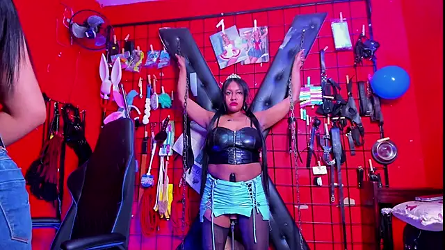 Madame pain  online show from December 2024 01:38:02 PM