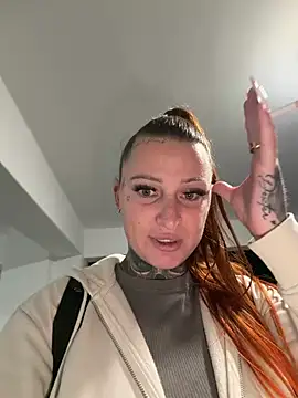 Snapshot of Inked_lorena chatting on December 2025 07:00:01 PM Inked lorena online show from December 2025 07:00:01 PM