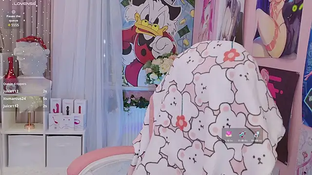 Coconut Mia online show from December 2024 12:22:02 AM