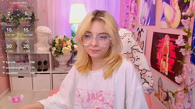 Coconut Mia online show from January 2025 03:39:02 AM