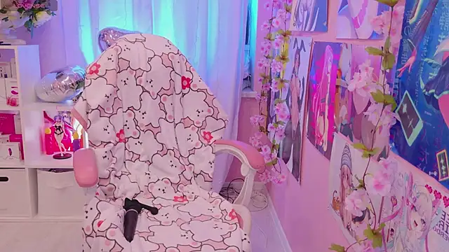 Coconut Mia online show from February 2026 08:59:01 PM