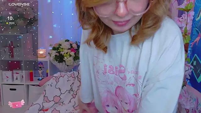 Snapshot of Coconut_Mia chatting on May 2026 02:48:01 PM Coconut Mia online show from May 2026 02:48:01 PM