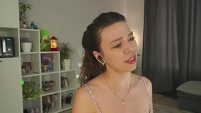 Snapshot of Victoria1Love chatting on January 2025 10:29:02 AM Victoria1Love online show from January 2025 10:29:02 AM