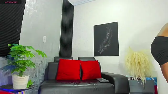 RicoBrown777  online show from October 2025 04:02:01 AM