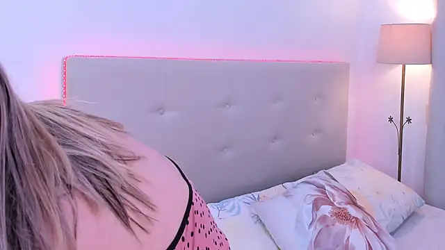 MissMaria online show from April 2026 08:44:01 PM