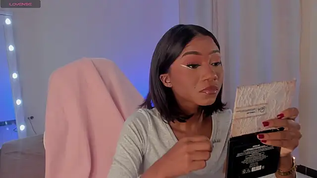 Snapshot of SavannahWildee chatting on February 2025 12:06:02 PM SavannahWildee online show from February 2025 12:06:02 PM