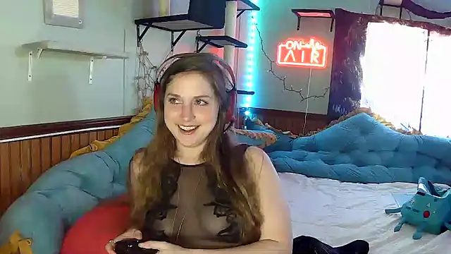 Snapshot of mirannacult chatting on December 2024 06:31:02 PM mirannacult online show from December 2024 06:31:02 PM