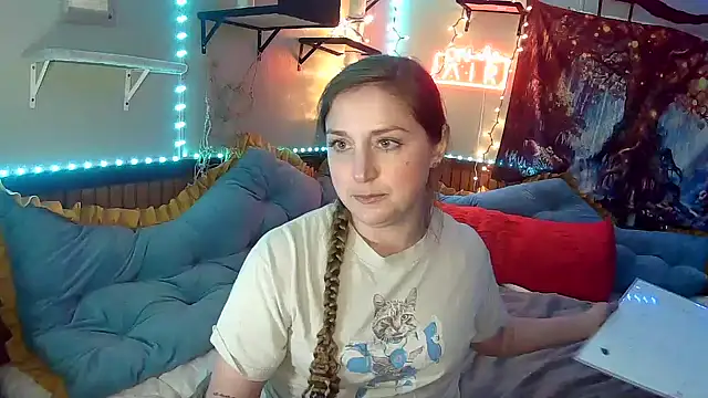 Snapshot of mirannacult chatting on December 2024 07:46:01 AM mirannacult online show from December 2024 07:46:01 AM