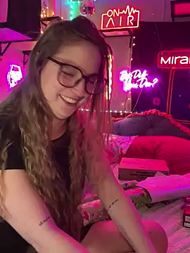 Snapshot of mirannacult chatting on December 2024 02:57:01 AM mirannacult online show from December 2024 02:57:01 AM