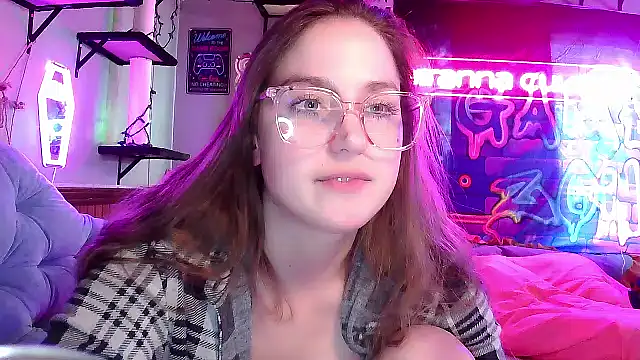 Snapshot of mirannacult chatting on January 2025 06:43:01 PM mirannacult online show from January 2025 06:43:01 PM