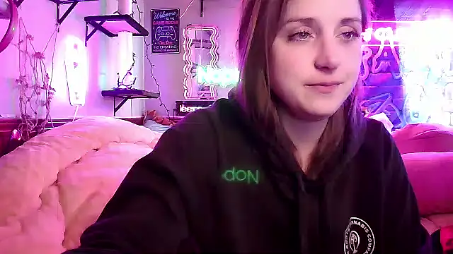 Snapshot of mirannacult chatting on February 2025 07:34:01 AM mirannacult online show from February 2025 07:34:01 AM