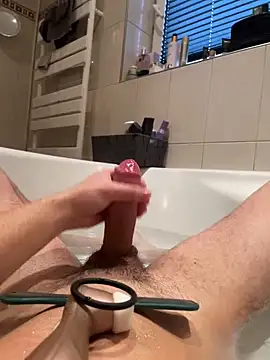 Snapshot of Bigdick0301 chatting on December 2024 02:21:01 PM Bigdick0301 online show from December 2024 02:21:01 PM