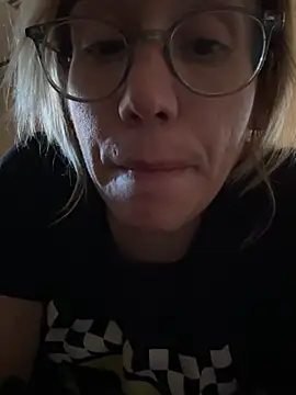 Snapshot of Salty6265 chatting on January 2026 03:49:02 PM Salty6265 online show from January 2026 03:49:02 PM