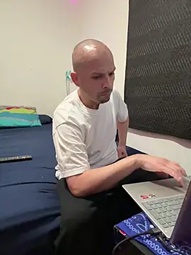 DaHomeEDubs online show from January 2025 12:30:01 AM