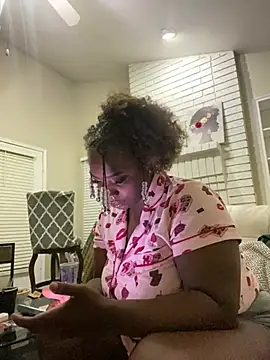 Snapshot of LillShayy chatting on May 2026 05:26:02 AM LillShayy online show from May 2026 05:26:02 AM