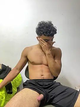 Mentriplex online show from February 2025 04:46:02 AM