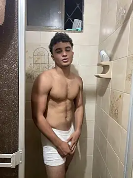 Mentriplex online show from September 2025 12:32:02 AM