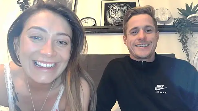 Snapshot of Pollypearson chatting on January 2025 09:37:01 PM Pollypearson online show from January 2025 09:37:01 PM