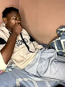 Snapshot of fireboyafrica chatting on October 2025 12:36:01 AM fireboyafrica online show from October 2025 12:36:01 AM