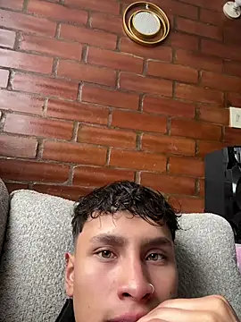 pipeynick online show from April 2026 06:42:01 PM