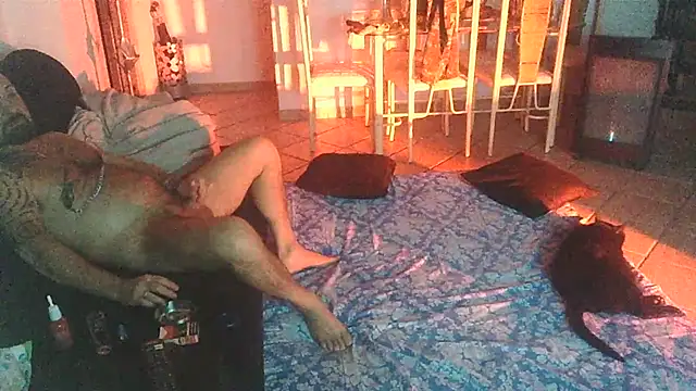 Snapshot of FJcouple chatting on December 2024 09:52:01 PM FJcouple online show from December 2024 09:52:01 PM