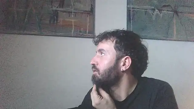 Snapshot of FJcouple chatting on January 2025 09:19:01 PM FJcouple online show from January 2025 09:19:01 PM