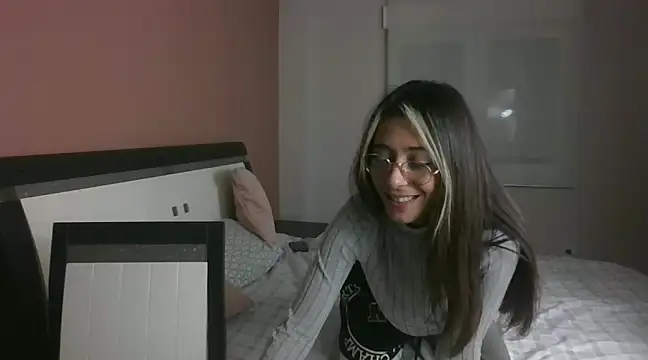 Snapshot of SOFIASWEETSECRETT chatting on December 2024 06:27:01 PM SOFIASWEETSECRETT online show from December 2024 06:27:01 PM