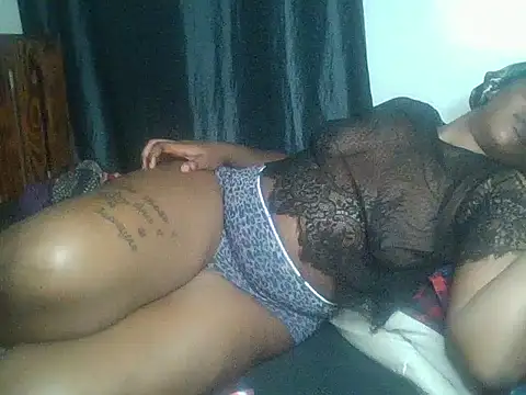 IAm Katie online show from October 2025 07:45:02 PM